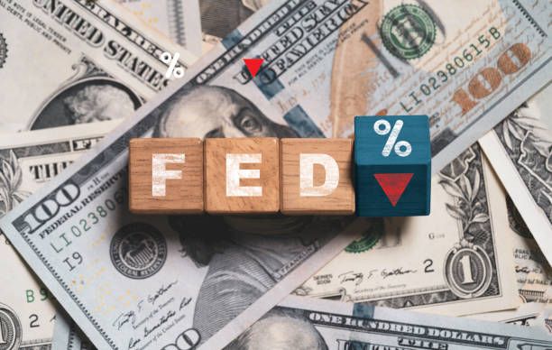 Analisis Rebound Tipis, Dolar AS Tetap Tertekan Bayang-Bayang Cut Rate - Data Pasar 2025-12-13
