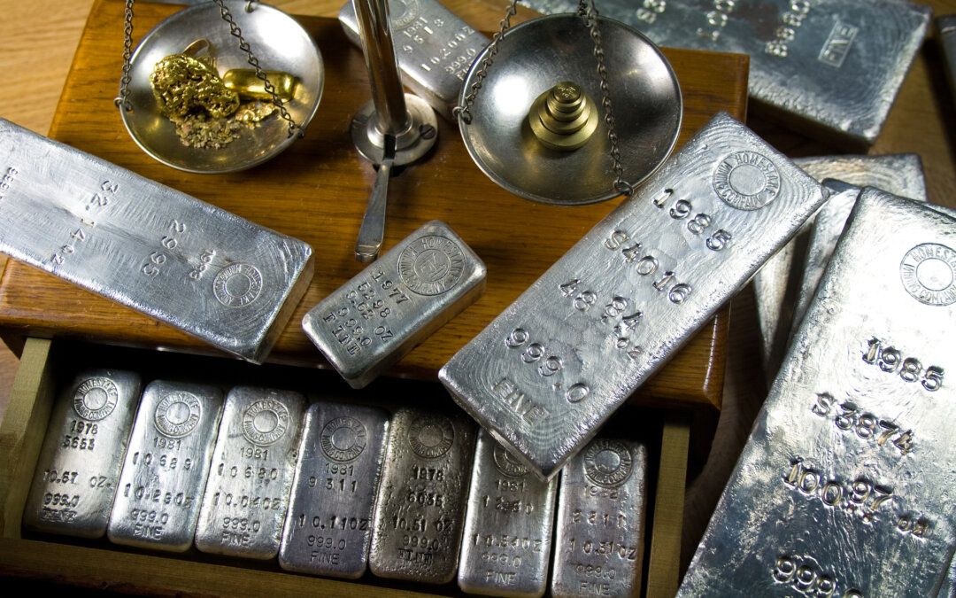 Analisis Perak Meledak, Panel Industri Surya Terjepit - Data Pasar 2026-01-16