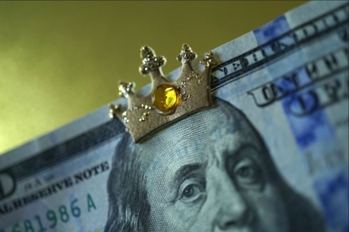 Analisis Dolar Dekati 100, Yield dan Safe Haven Menahan G10 - Data Pasar 2026-03-27
