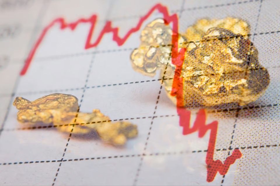 Analisis Emas Terkoreksi Akibat Tekanan Dolar dan Lonjakan Minyak! - Data Pasar 2026-04-23