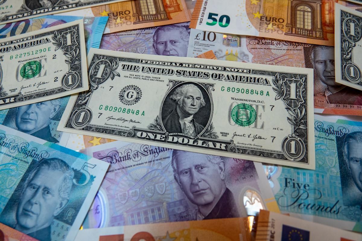 Analisis USD Menguat, EUR dan GBP Melemah Jelang Data AS - Data Pasar 2026-05-26