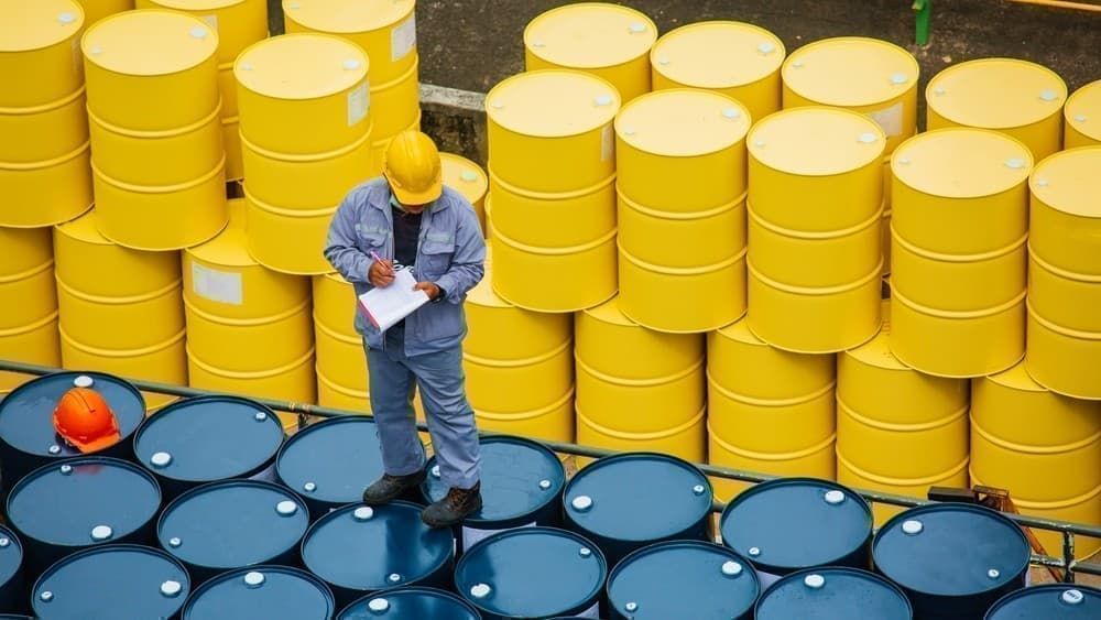 Analisis Contango Muncul, Pasar Minyak Beri Sinyal Oversupply - Data Pasar 2026-07-03