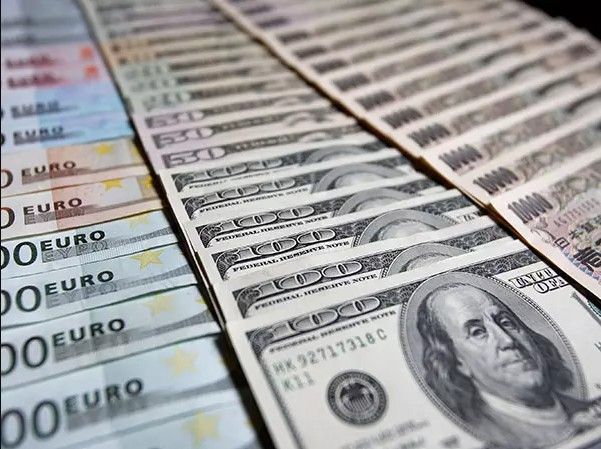 Analisis Dolar Melonjak, Hormuz Bikin Minyak Terbang - Data Pasar 2026-07-14