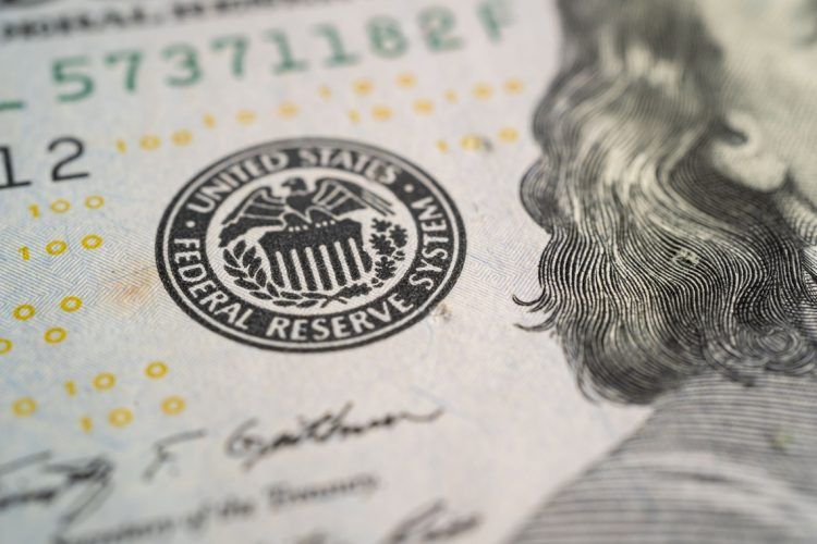 Analisis Greenback Perkasa, Panel Bank Sentral Jadi Penentu Arah Pasar - Data Pasar 2026-07-01
