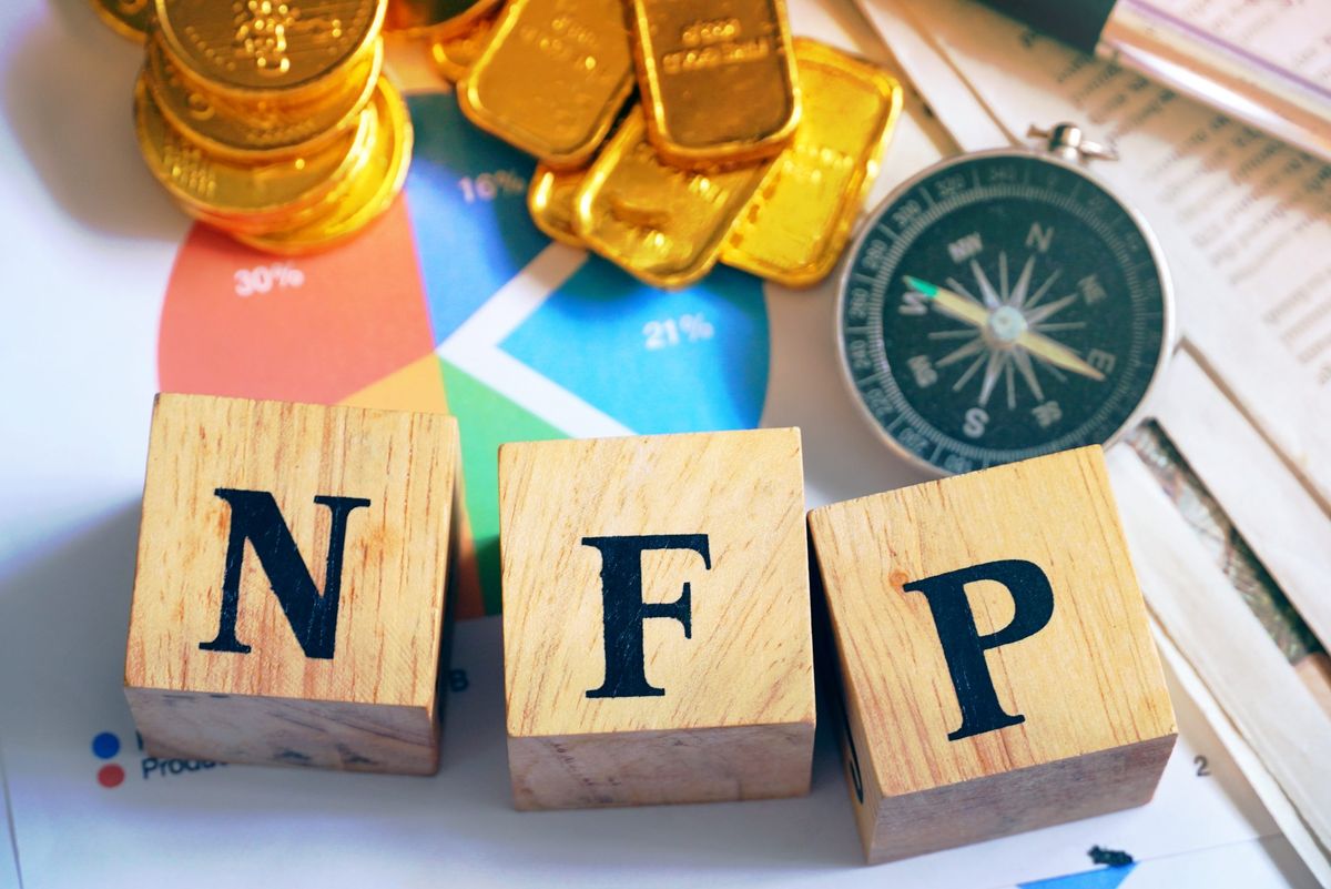 Analisis NFP Lemah Jadi Bahan Bakar Reli Emas - Data Pasar 2026-07-03