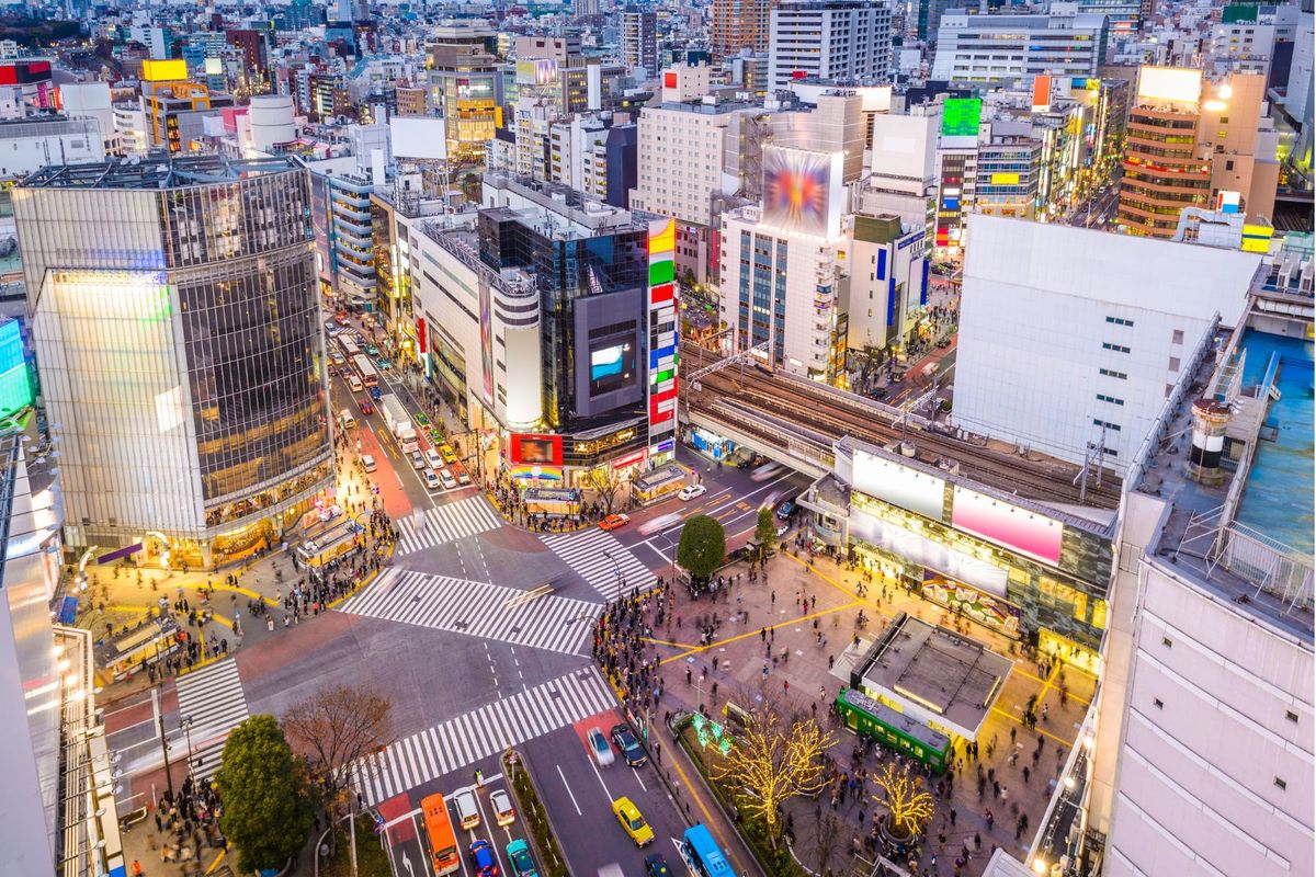 Analisis Strategi Baru Jepang Perkuat Yen, Dana Pensiun Diminta Fokus ke Aset Lokal - Data Pasar 2026-07-10