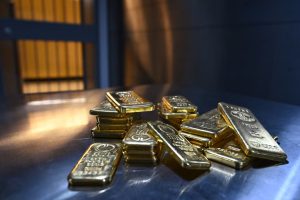 Emas Tembus US$4.650, Yield Rendah dan Dolar Lemah Jadi Penopang