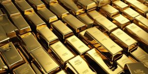 Emas Turun Jelang Pidato Warsh, Jackson Hole Jadi Fokus Utama