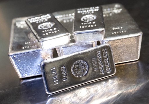 Silver Rebounds, Market Remains Wary of NFP