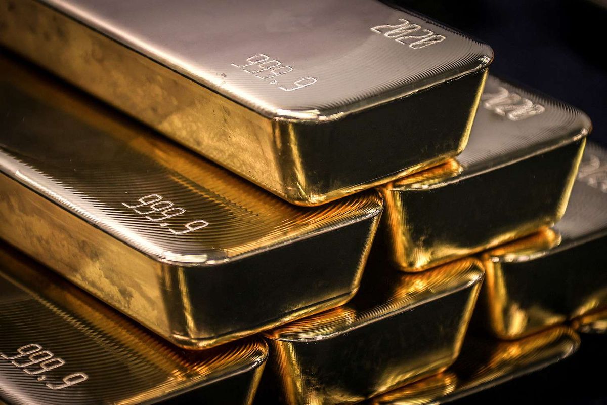 Analisis Emas Dekat Level Tertinggi Juni, Dolar AS Masih Tertekan - Data Pasar 2026-08-17