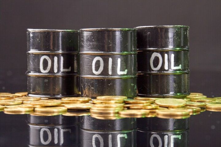 Analisis Minyak Bertahan di US$87, Hormuz Masih Buntu - Data Pasar 2026-08-14