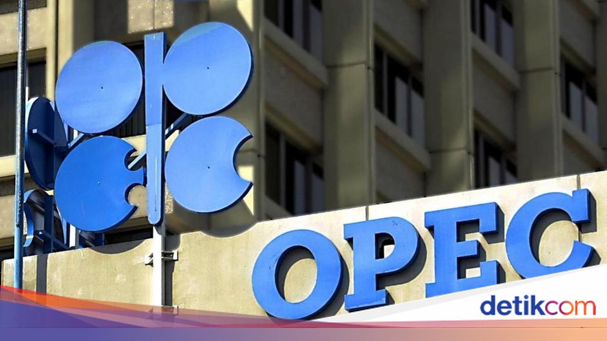 OPEC+ Sepakat Tahan Produksi Minyak