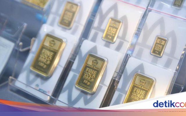 Harga Emas Antam Lompat Rp 20 Ribu Per Gram