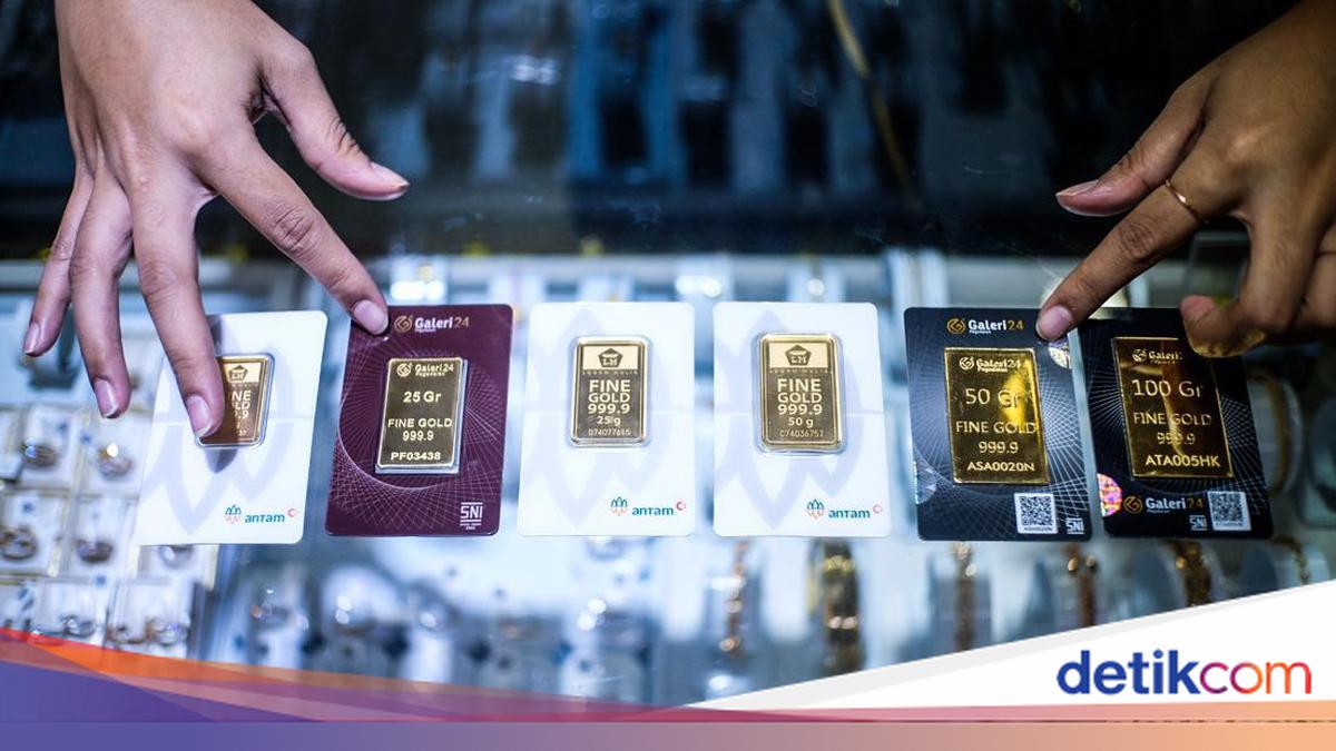 Harga Emas Antam Hari Ini Makin Jatuh